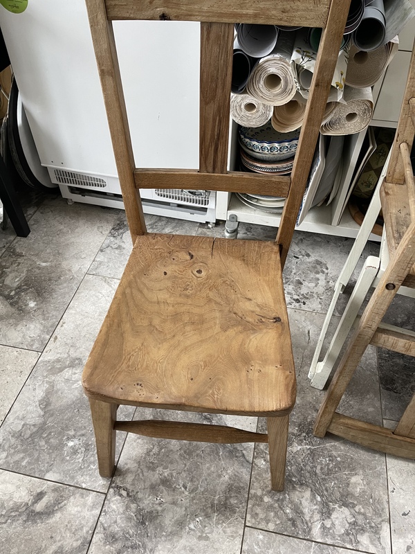 Sold 6 Vintage Wood Kitchen Chairs For Sale Items Offered East   4644968F 1524 4DEC 94D5 2B36640C54BA .89c5b5029aa149648c3c9e20de9ed4e0 