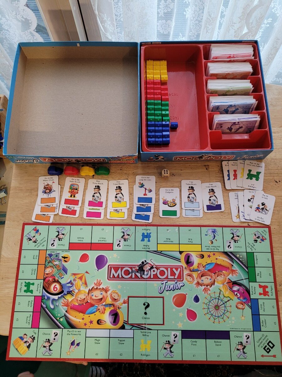 Monopoly Junior Game of LIFE Touring England Deluxe Magic set