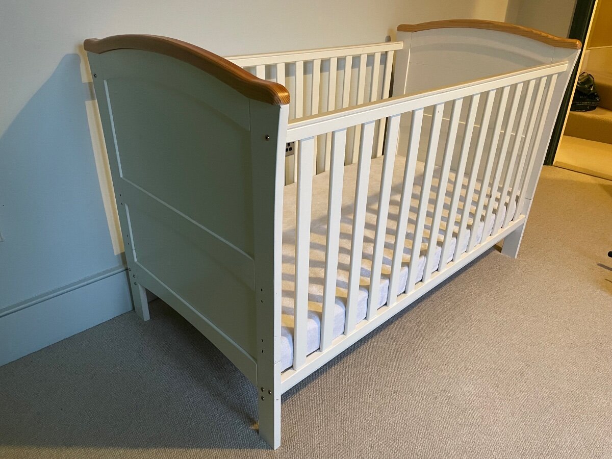 Family cot outlet bed